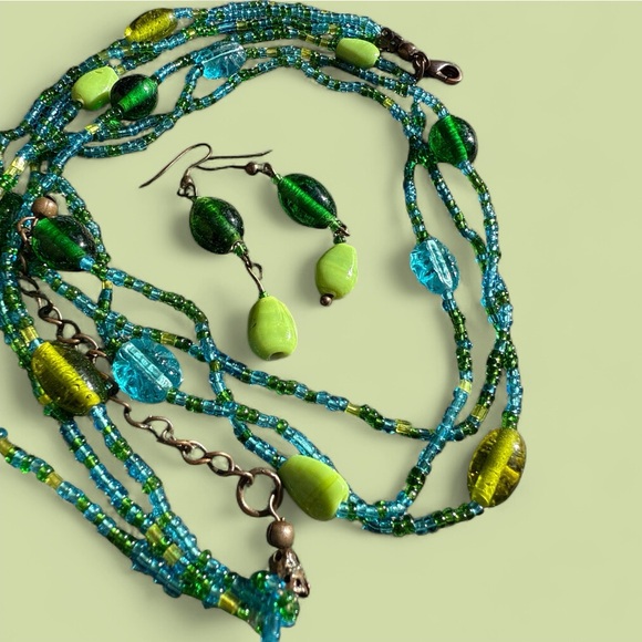 Bright and happy Green and Blue Beaded Necklace and earrings Set - Picture 2 of 5